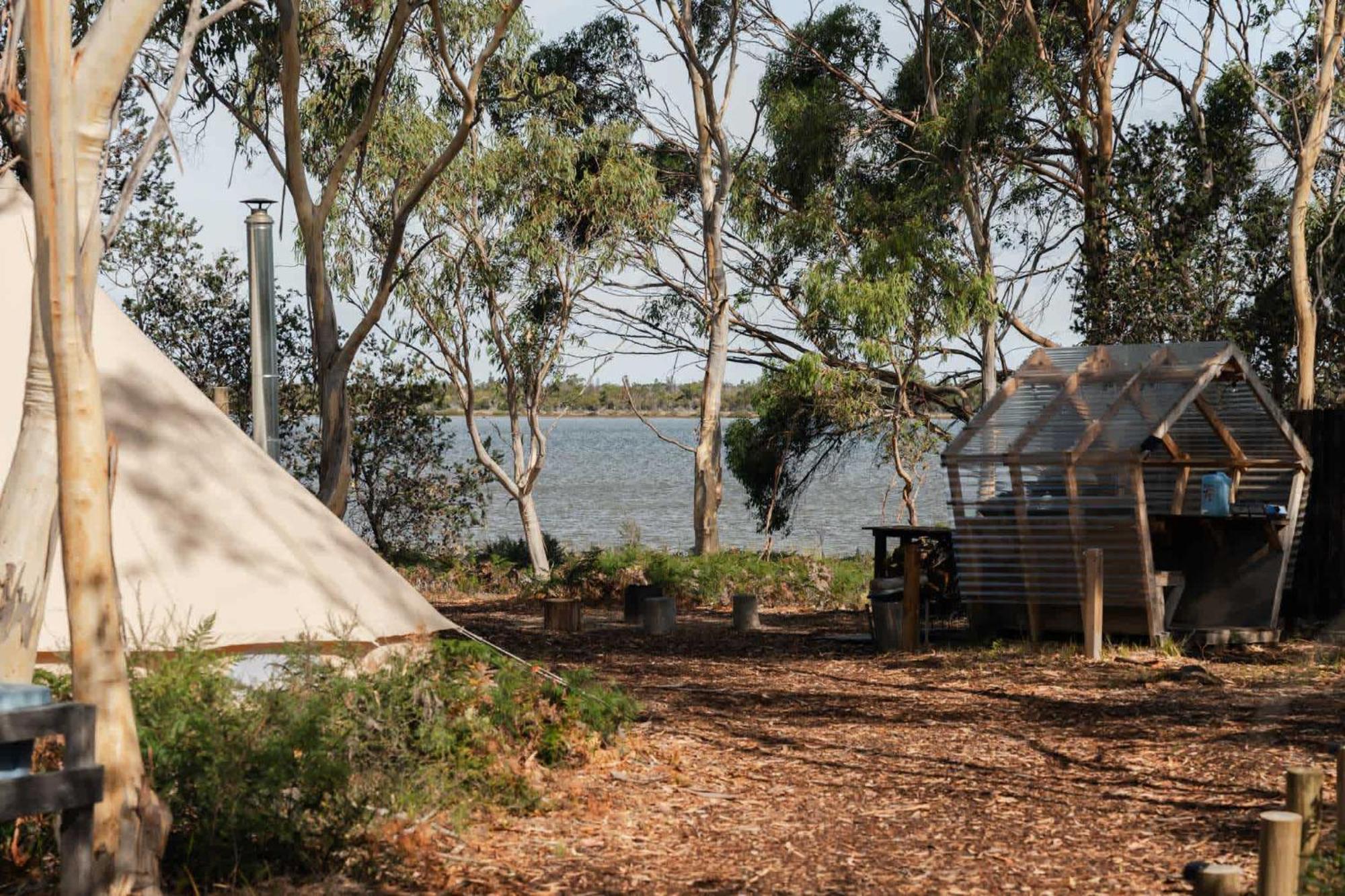 Numie - Freycinet Peninsula - Glamping - Heated - Waterfront Hotel Коулс Бей Екстериор снимка
