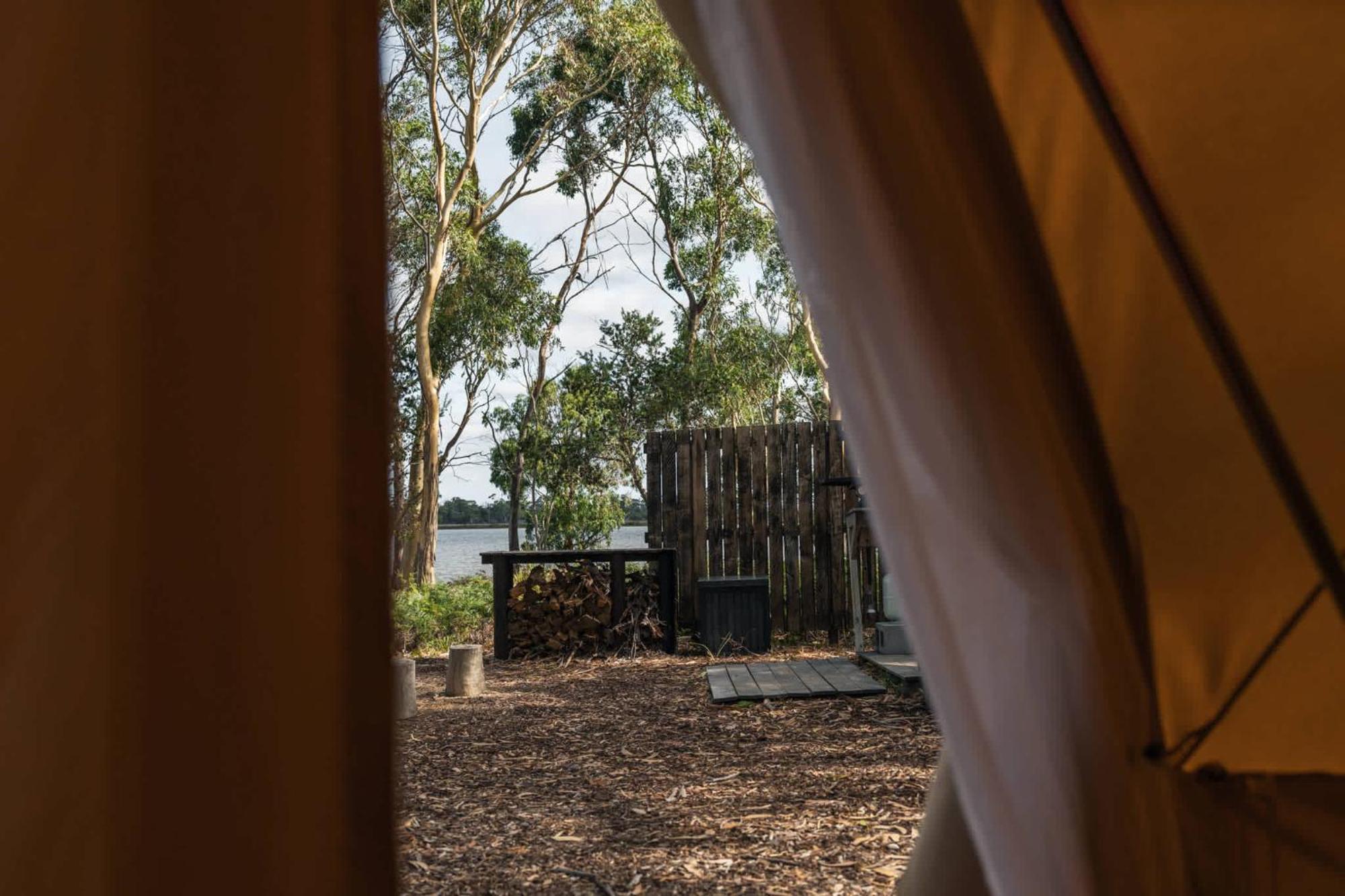 Numie - Freycinet Peninsula - Glamping - Heated - Waterfront Hotel Коулс Бей Екстериор снимка