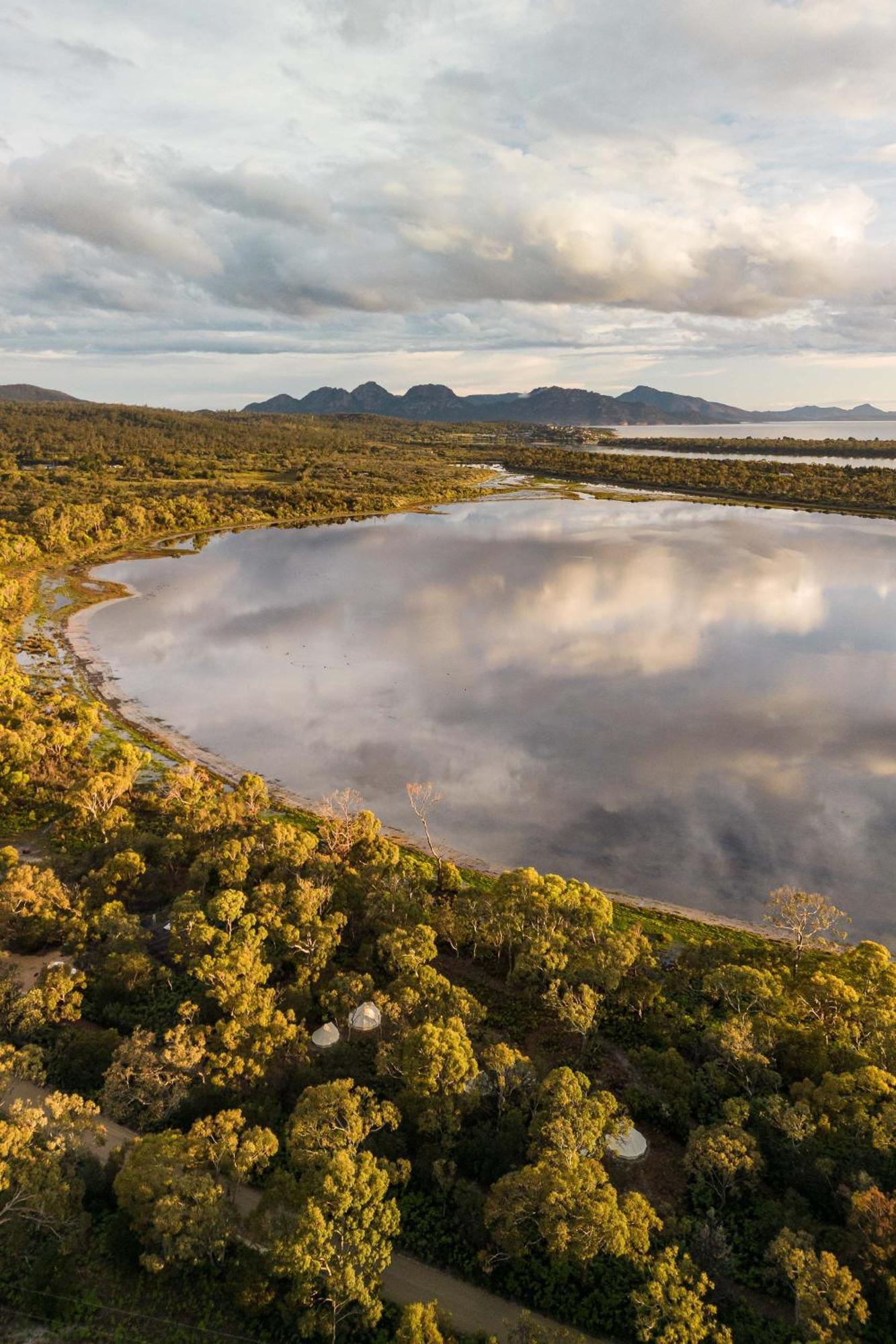 Numie - Freycinet Peninsula - Glamping - Heated - Waterfront Hotel Коулс Бей Екстериор снимка